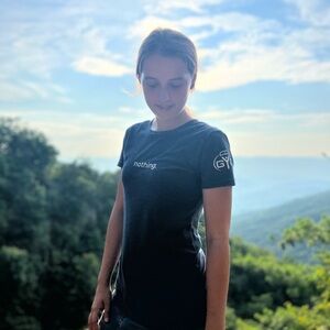 Meet your Posher, Alissa